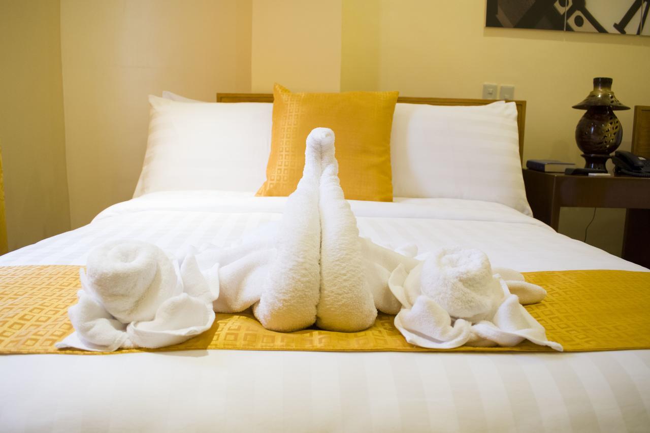 Royal Mansion Hotel Tabaco Екстер'єр фото